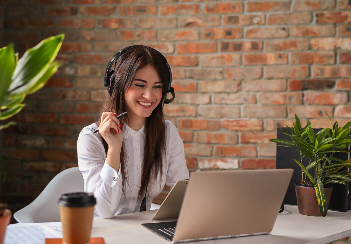 Female - Voice Process Executive (Part-Time, Work from Home)