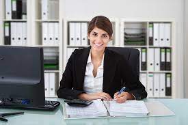 Social Media & Graphics Experts (Remote)